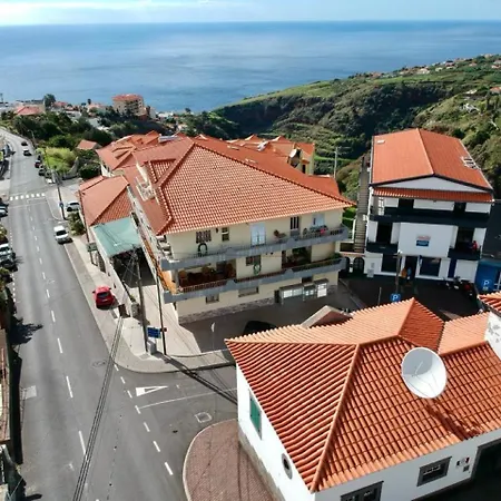 Mountain View Star Estreito Da Calheta