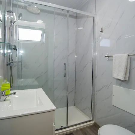 Mountain View Star *